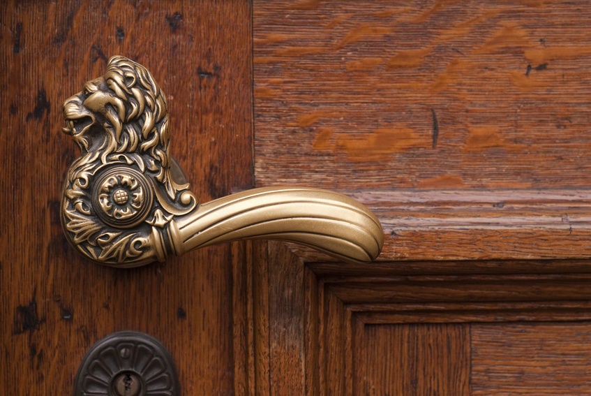 Know Your Door Handles : Enhance The Utility Quotient Of Your Doors With Style